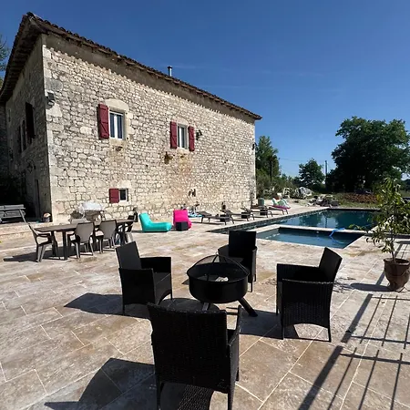 Mas Des Landes לינה וארוחת בוקר