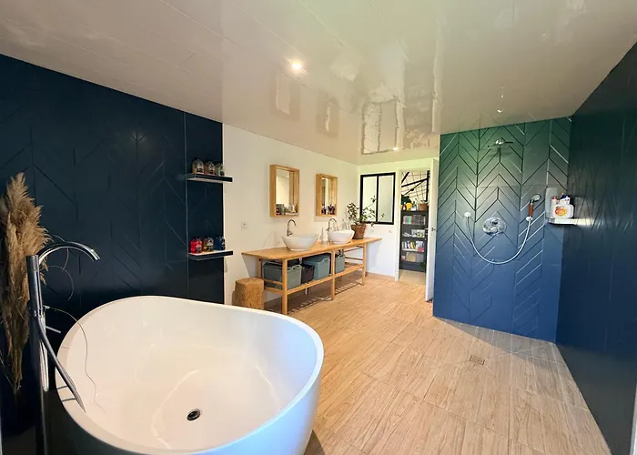 Mas Des Landes לינה וארוחת בוקר *